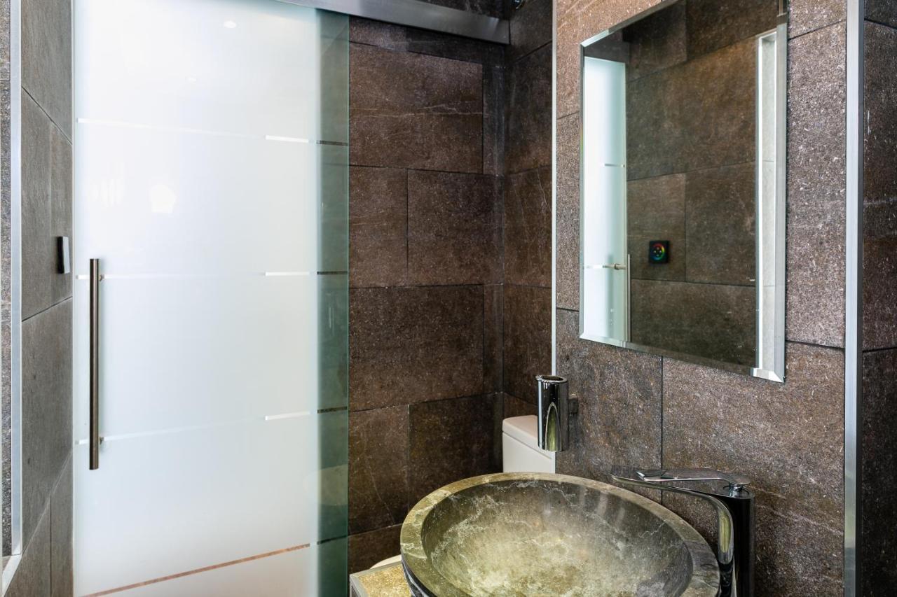 Weforyou 2 Bedrooms Penthouse At Malaga Center Eksteriør bilde